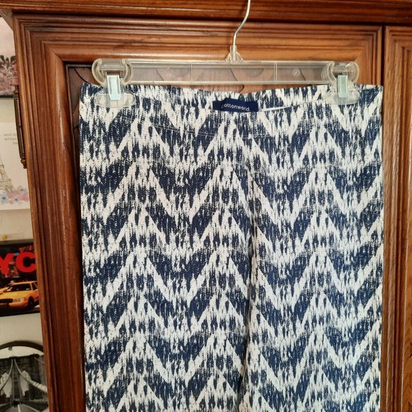 3/$15 Printed Cotton Leggings NWOT - Picture 3 of 16